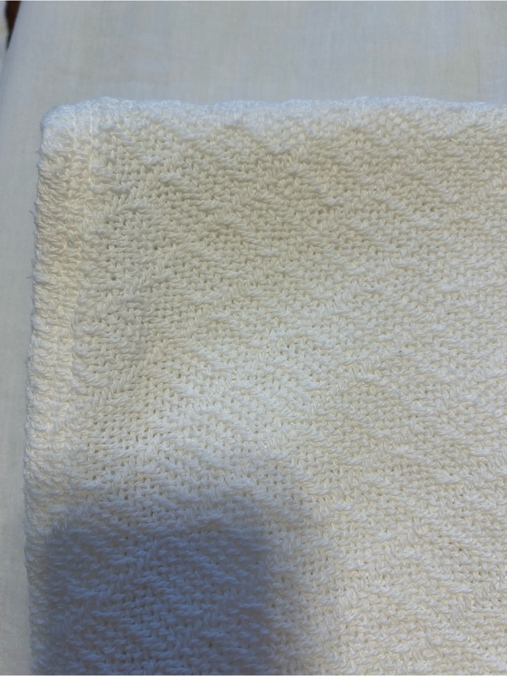 White 100% Cotton Blanket - Twin - Picture 3 of 3